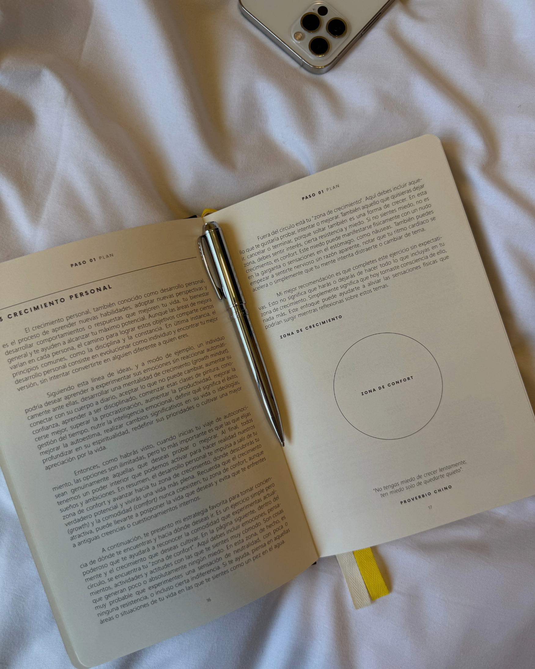 Daily Planner / Luxury Black