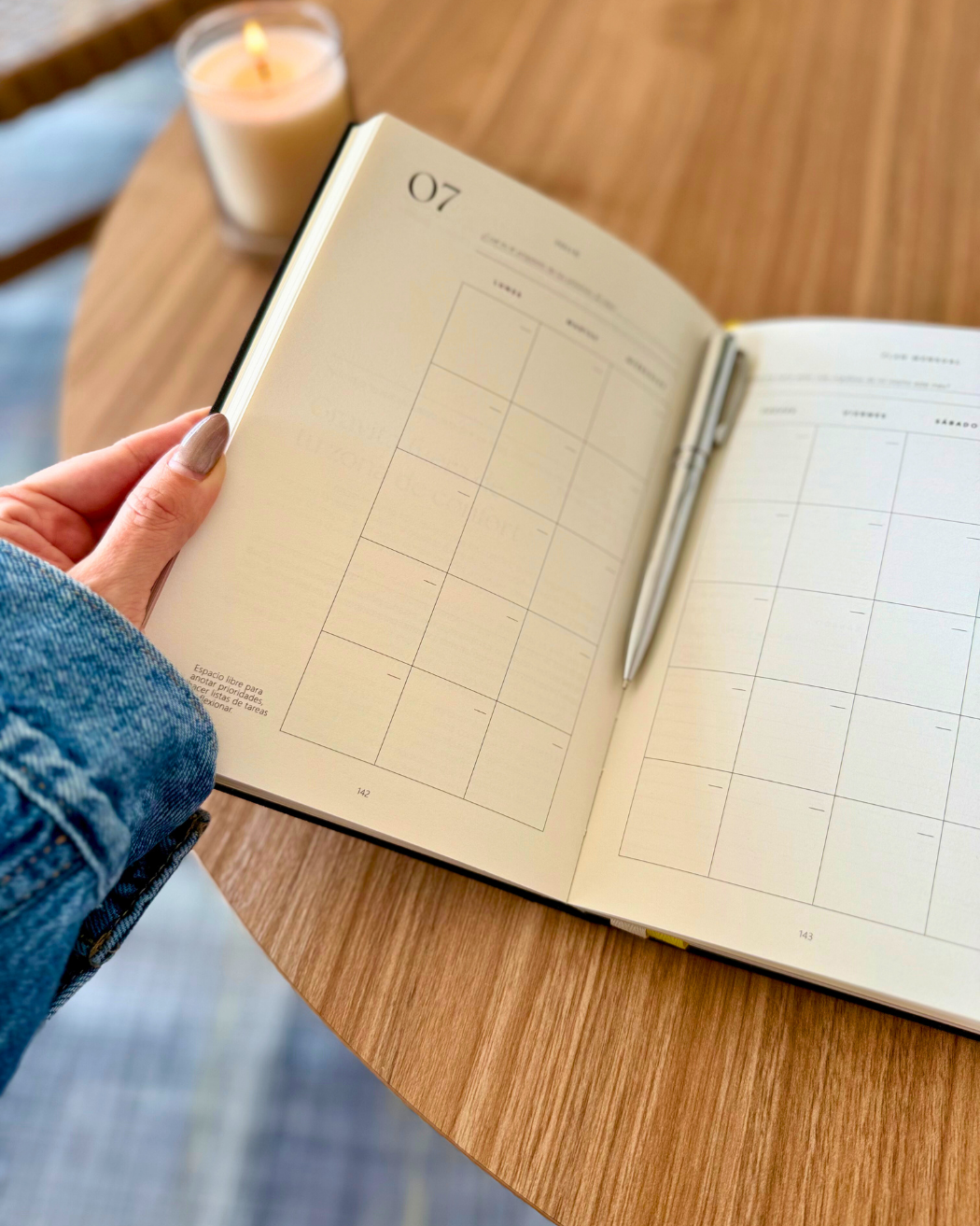 Weekly Planner Productivity 365 / Luxury Black